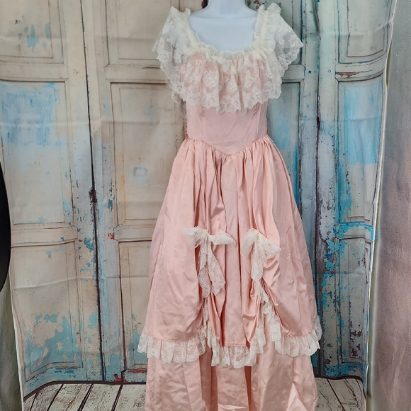 Gunne Sax | Dresses | Vintage Gunne Sax By Jessica Mcclintock Satin ...